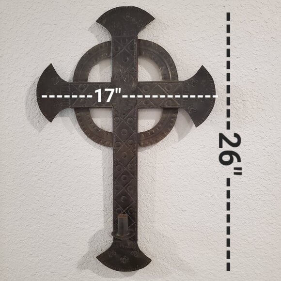 Lightweight Metal Celtic Wall Cross - Picture 6 of 7